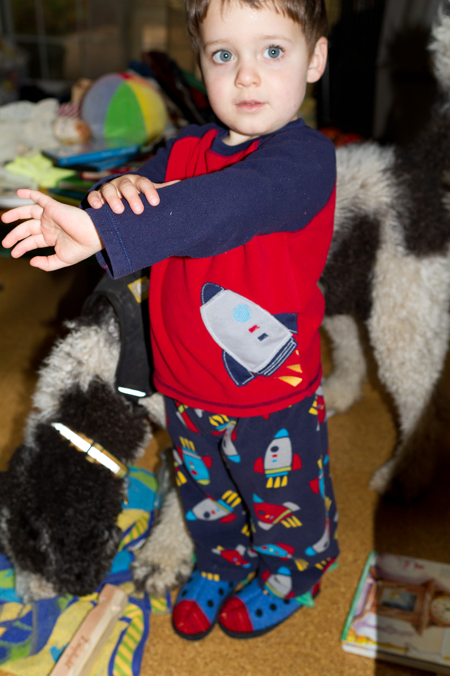 June 02, 2011 - Style'n in the matching rocket-pajamas and rocket-shoes