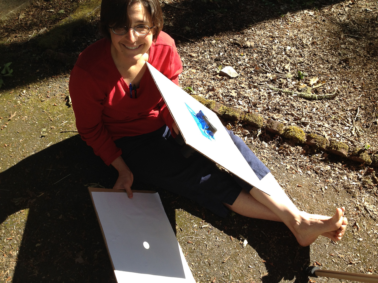  June 05, 2012 - 2012 solar transit of Venus via projection through binoculars