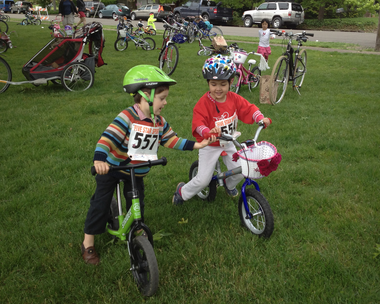  June 03, 2012 - Corvallis Spring Roll 2012 - a fundraiser for Corvallis Montessori. It's sort of a race, kind of.
