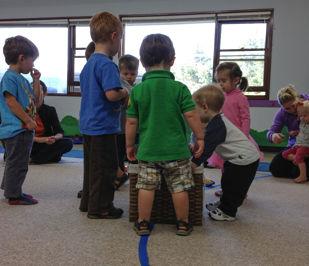  October 04, 2012 - Simon at KinderMusik